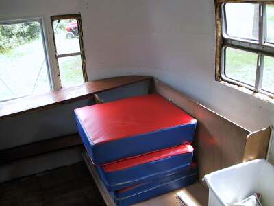 {short description of image}