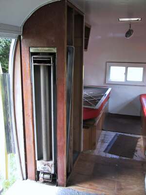 {short description of image}